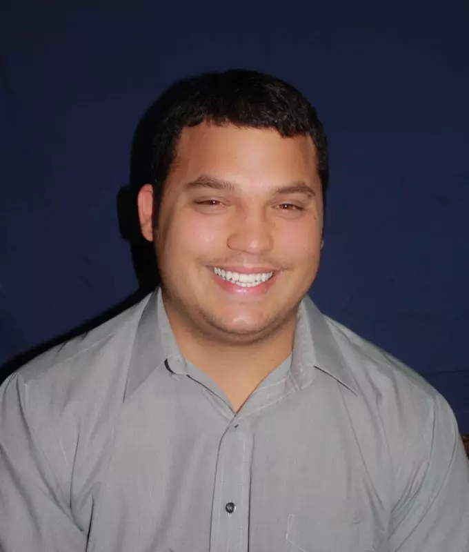 Ryan Seale  headshot