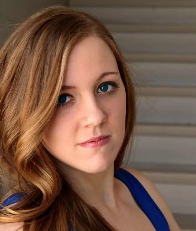 Amy Connerley headshot