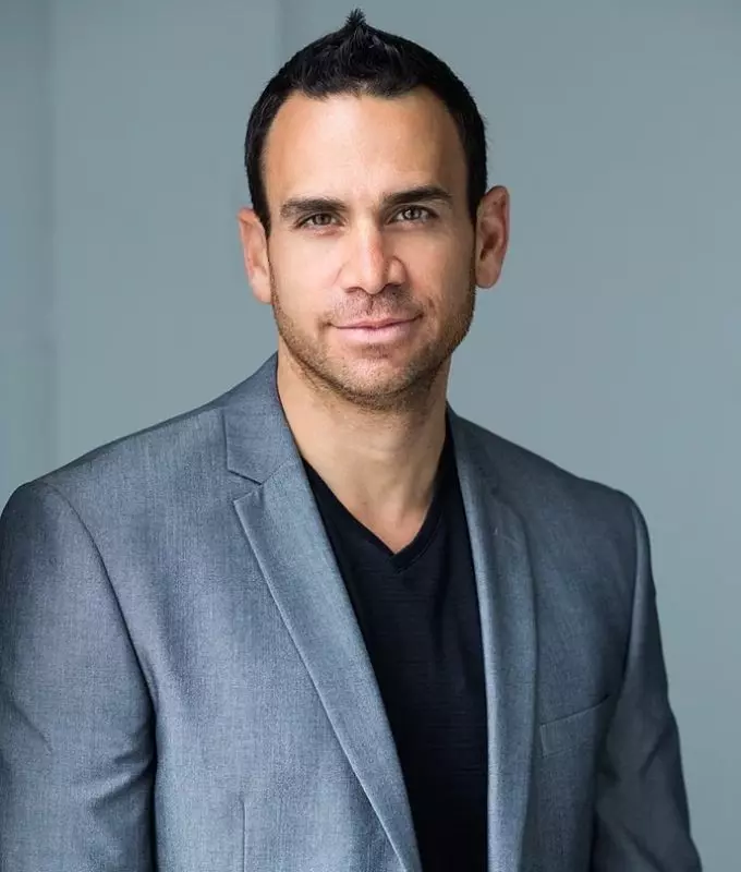 Jordan Charles headshot