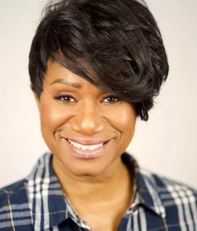 Drue Horne headshot