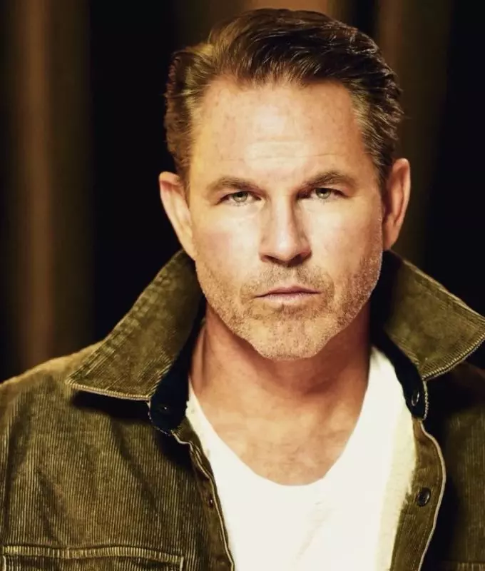 Brendan Wentworth headshot