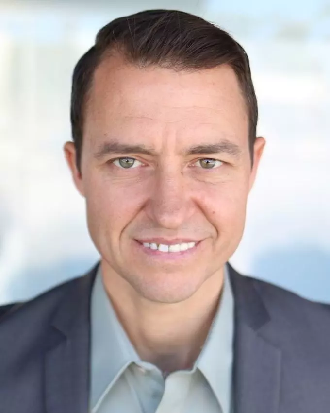 Eric Neil White