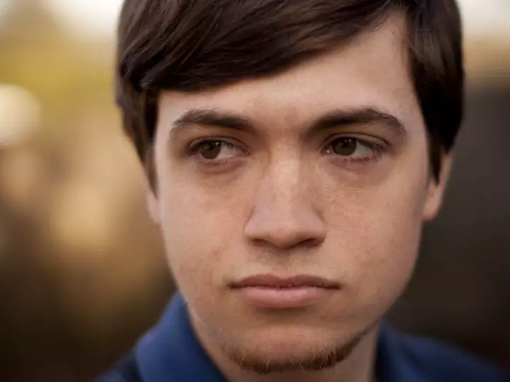 Headshot of Chris London