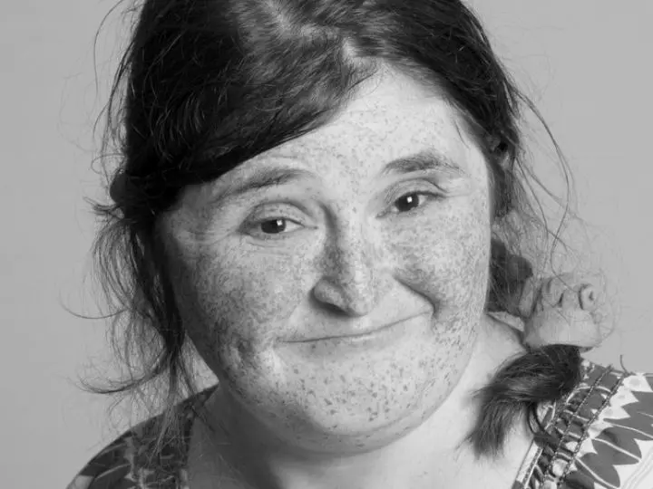 1610-Beth-10