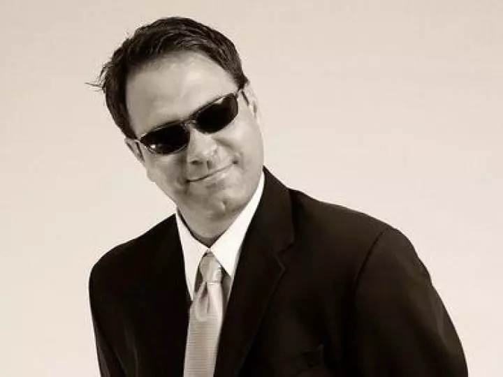 James Smith, photo 2