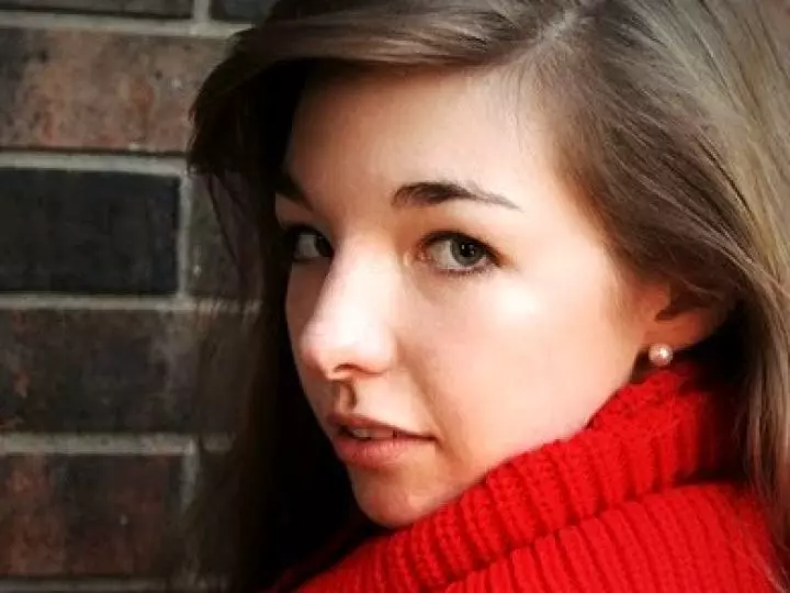 E Cassidy Headshot Edit