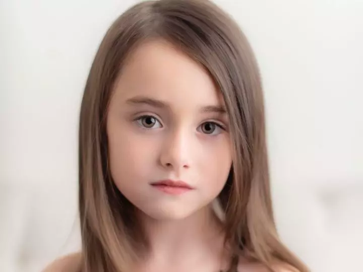 Alora Johnson, photo 4