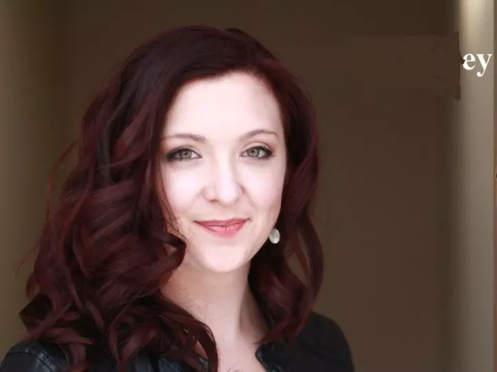 Ashley Doney, photo 1