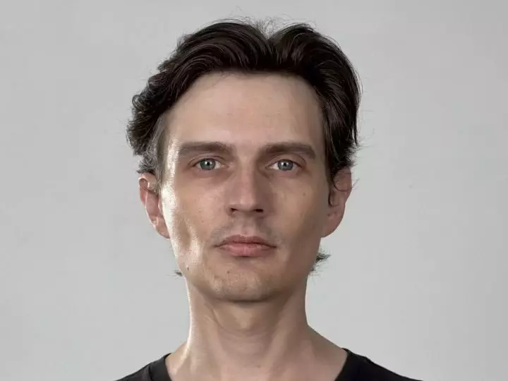 Headshot of Andrei DaySun