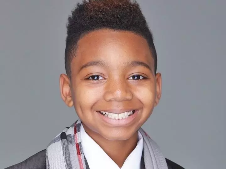 Headshot of Derrick Gilbert