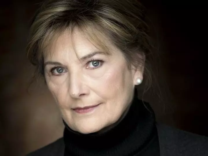 Cornelia Hart, photo 1
