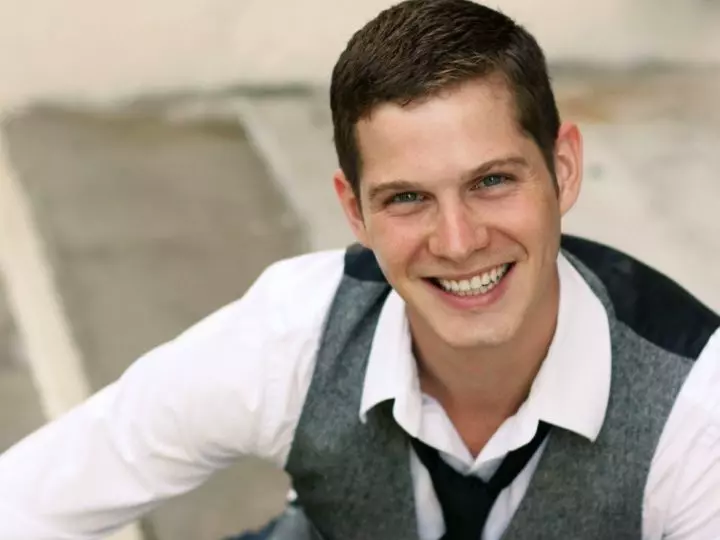 P18ibfifeq1d491cbedj51k5u1m984 Actor Headshots