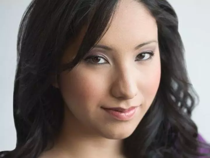 C7nmTT6g Acting Headshots