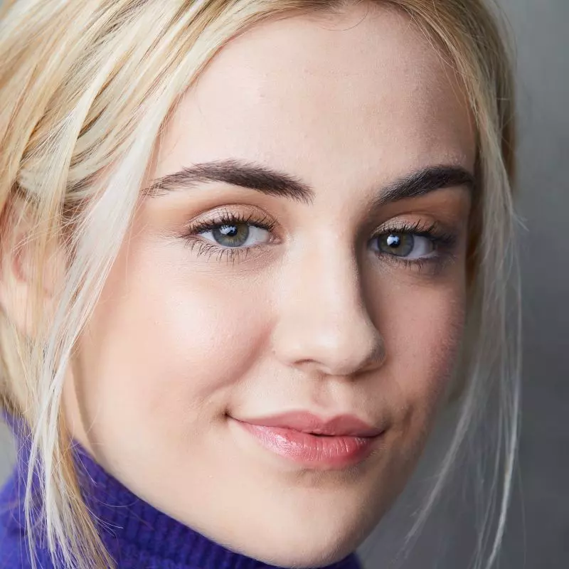 Headshot of Alyssa de Boisblanc